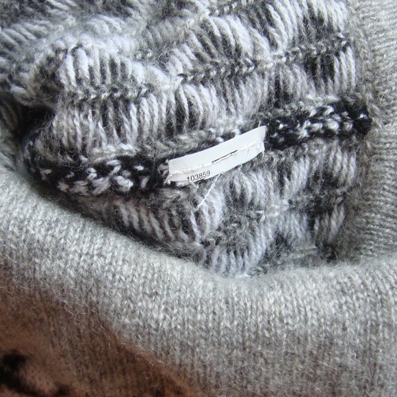 J.Crew Collection Cashmere Diamond Sweater | Size Medium - Picture 9 of 9